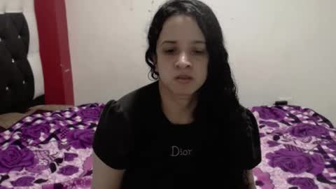 Snapshot of vivian_walt_ chatting on March 1, 4:58 am melissa online show from March 1, 4:58 am