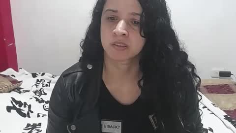 Snapshot of vivian_walt_ chatting on December 28, 7:22 am melissa online show from December 28, 7:22 am