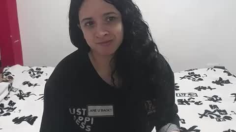 Snapshot of vivian_walt_ chatting on December 29, 7:17 am melissa online show from December 29, 7:17 am