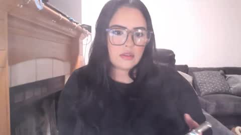 Snapshot of vivianaortega chatting on March 4, 2:17 am Vivi online show from March 4, 2:17 am