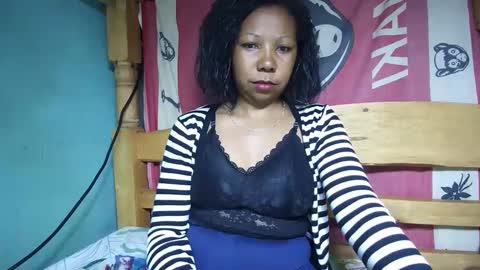 viviane0812 online show from March 1, 7:59 pm