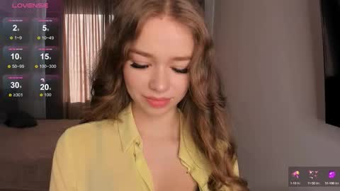 Snapshot of viviannayt chatting on September 22, 12:36 pm viviannayt online show from September 22, 12:36 pm