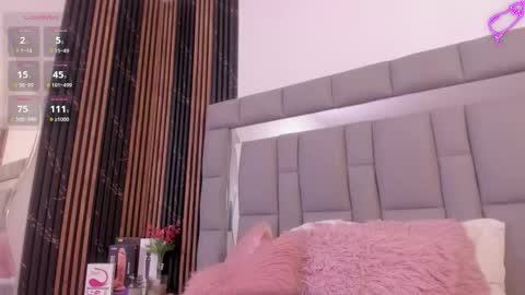 Vivi online show from November 17, 12:17 pm