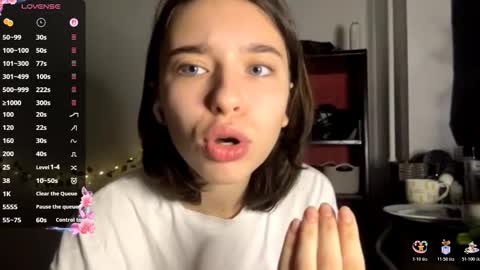 Vivi online show from December 14, 3:12 am