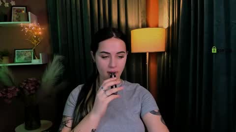 vivy_star online show from May 21, 7:01 pm