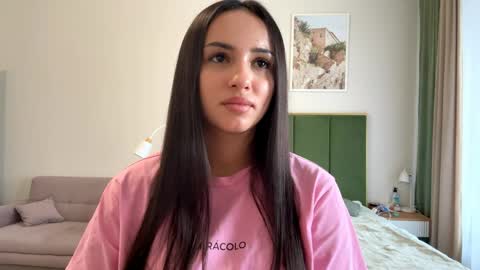 Miss Mia online show from April 28, 1:37 pm