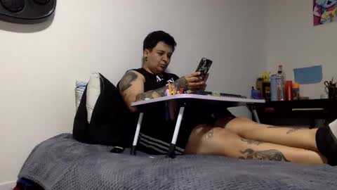 Danny and Ale online show from April 8, 10:12 pm