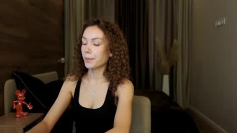 Lily online show from June 29, 5:47 am