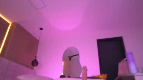 Violeta online show from May 21, 3:04 am
