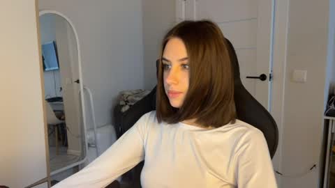 Arina online show from May 27, 8:11 am