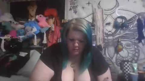 Vyx online show from April 12, 8:06 am