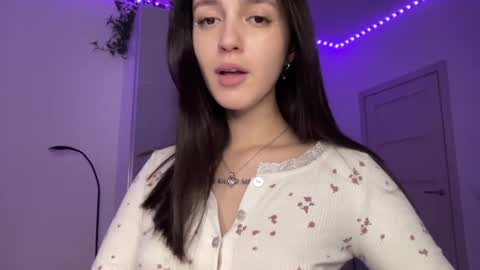 Alice  Before pvt write to me in PM  online show from December 19, 9:27 pm