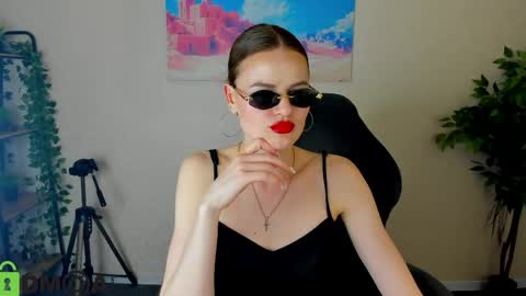 Wanda online show from May 8, 3:59 pm