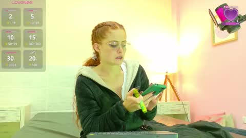 Wanda Robertss online show from November 9, 9:11 pm