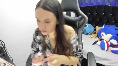 Alexandra online show from February 8, 2:05 pm