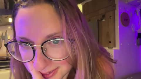 Jade online show from May 23, 12:09 am