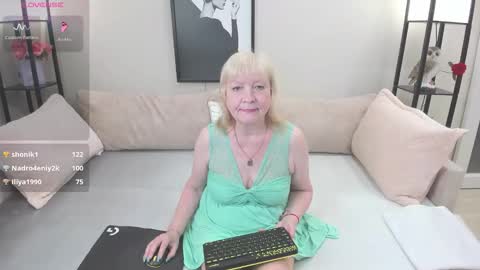 wanessaraso online show from September 16, 4:04 pm