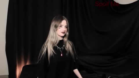 waterfallwoods online show from January 10, 6:34 pm