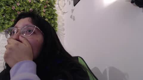 Trixie 3 online show from March 8, 1:34 pm