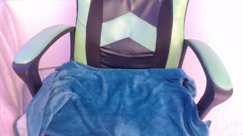 Trixie 3 online show from September 17, 4:05 pm