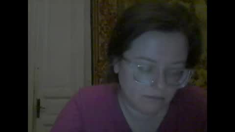Snapshot of webgirl2 chatting on September 28, 10:15 pm Marina online show from September 28, 10:15 pm