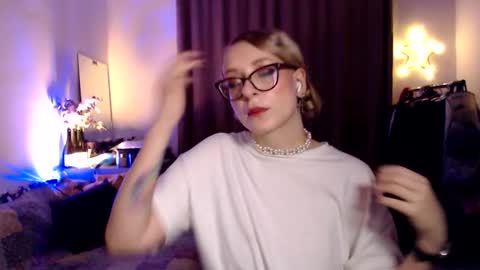 Liza online show from December 3, 11:07 pm