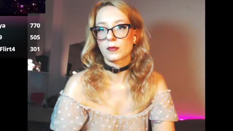 Snapshot of welliza chatting on January 28, 12:57 am Liza online show from January 28, 12:57 am
