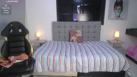wendy_1_ online show from May 10, 4:47 am