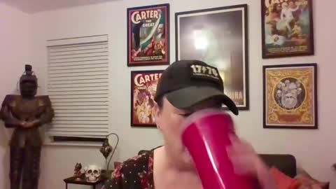 WendyCU online show from May 10, 5:31 am