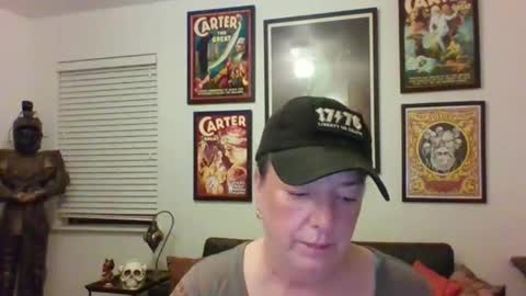 WendyCU online show from April 27, 4:42 am