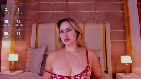 Wen fox  online show from March 8, 11:25 am