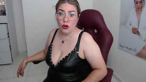 Diva online show from December 31, 1:52 pm