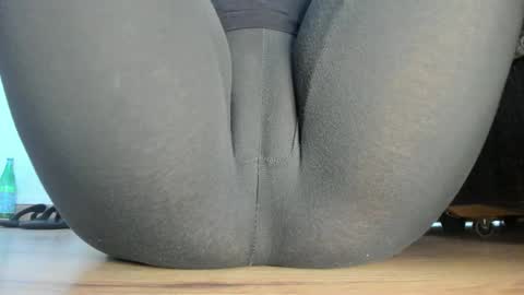 wet_pants2022 online show from May 20, 11:40 am