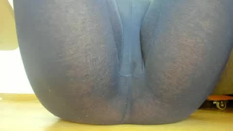 wet_pants2022 online show from June 28, 12:45 pm