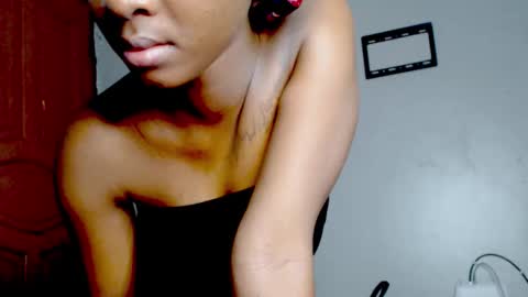 wetpunani01 online show from November 12, 2:48 pm