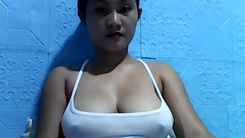 wettyhottie69 online show from June 28, 12:17 am
