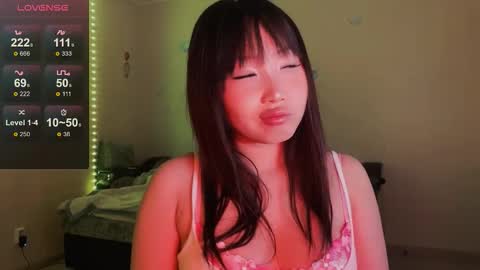 DarsyWhispers online show from January 7, 8:18 am