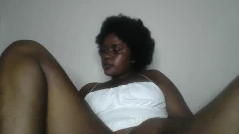 whitecocklover_ online show from November 8, 12:54 pm