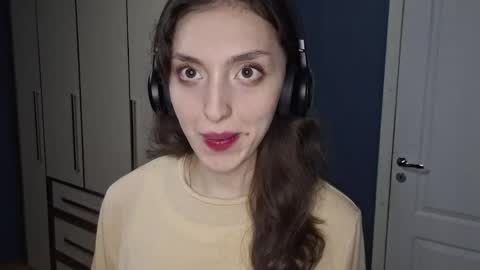 Cindy online show from May 22, 4:16 pm