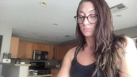 iamwhitneyoc online show from July 28, 6:42 pm