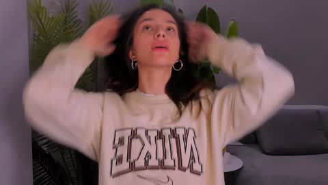 whoislulu online show from January 6, 5:16 pm