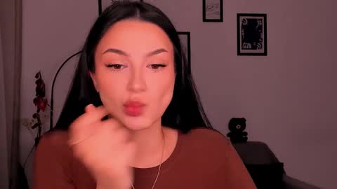 whoislulu online show from September 22, 1:48 am