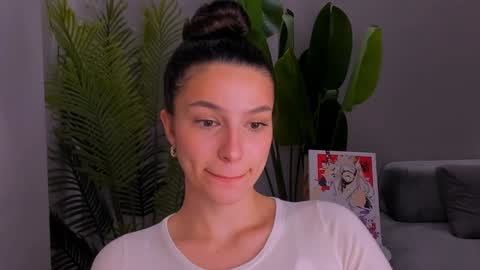 whoislulu online show from December 11, 3:13 am