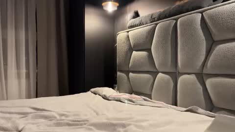 Alice online show from March 16, 7:18 pm