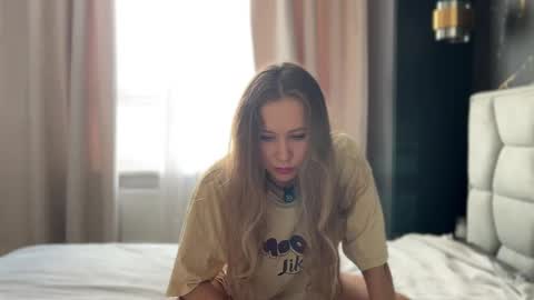 Alice online show from May 23, 1:20 pm