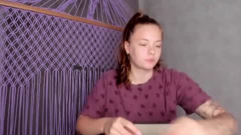 Veronica online show from June 2, 8:21 pm
