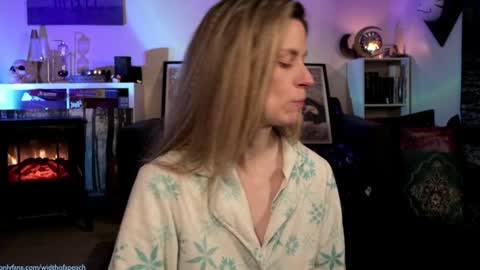 Gretchen online show from December 22, 4:39 am