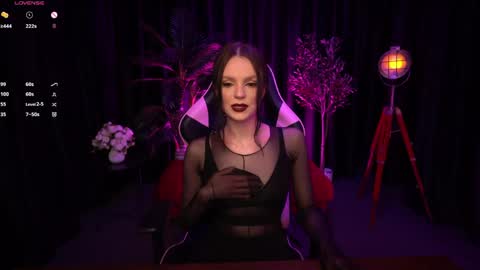 Alice online show from May 17, 4:06 pm