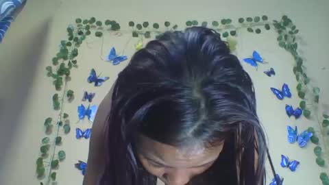 wildah online show from May 11, 2:56 pm