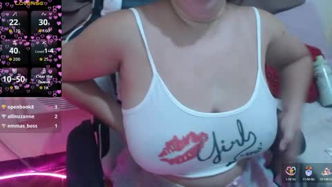 wildhotasianx online show from April 5, 7:46 pm